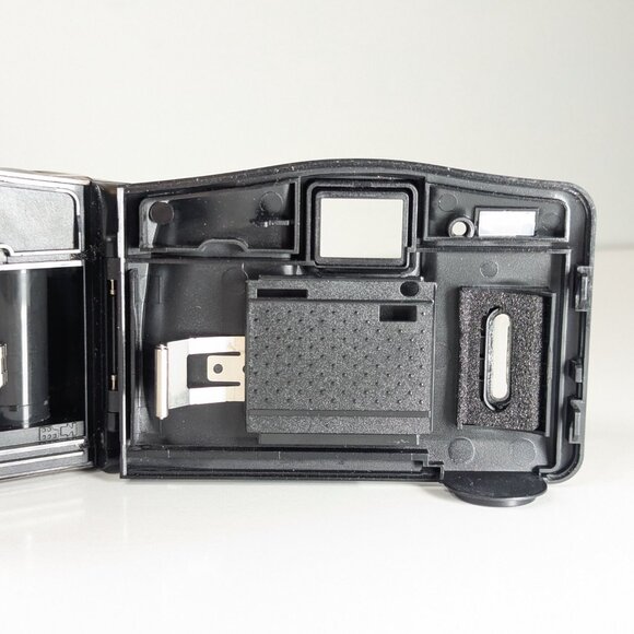 Vintage MINOLTA AF Big Finder 35mm film camera - Picture 12 of 15